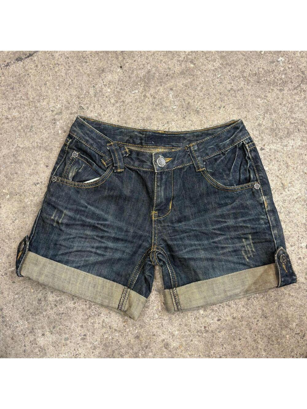 Vintage Y2K Low Rise Denim Shorts Faded Dark Wash Roomy